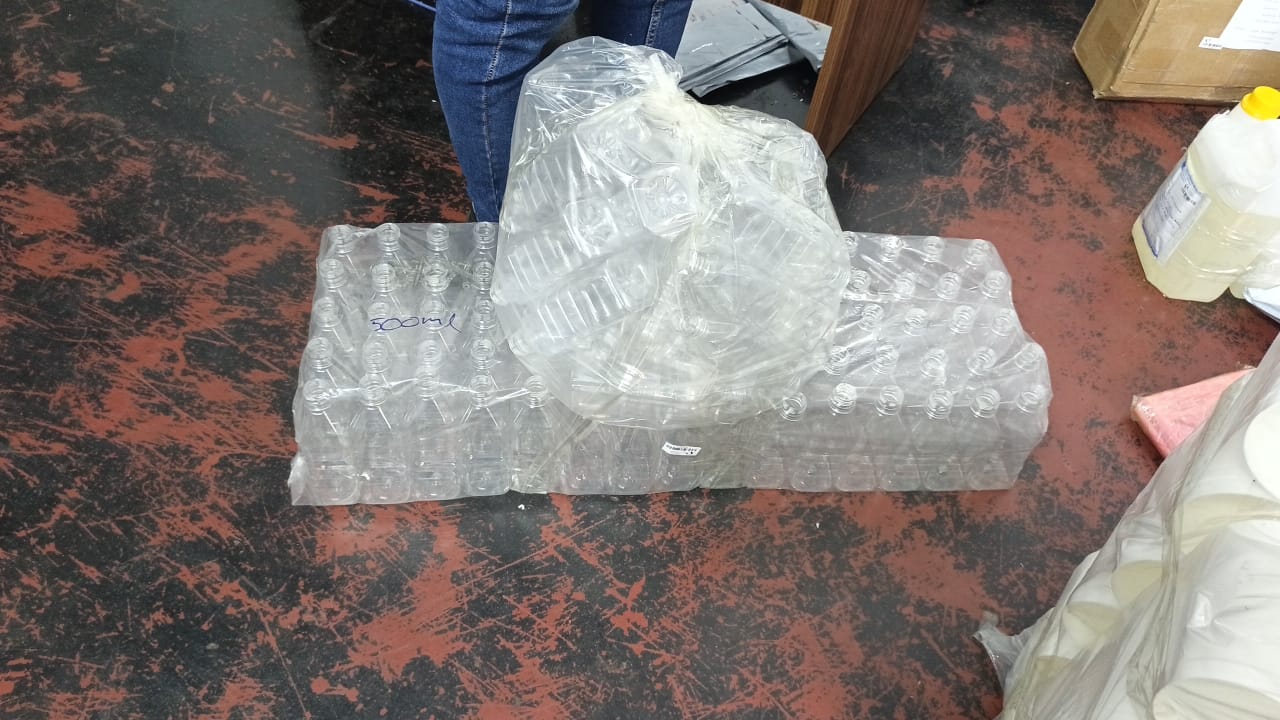 P.SQ.03-  500ml Square Bottle